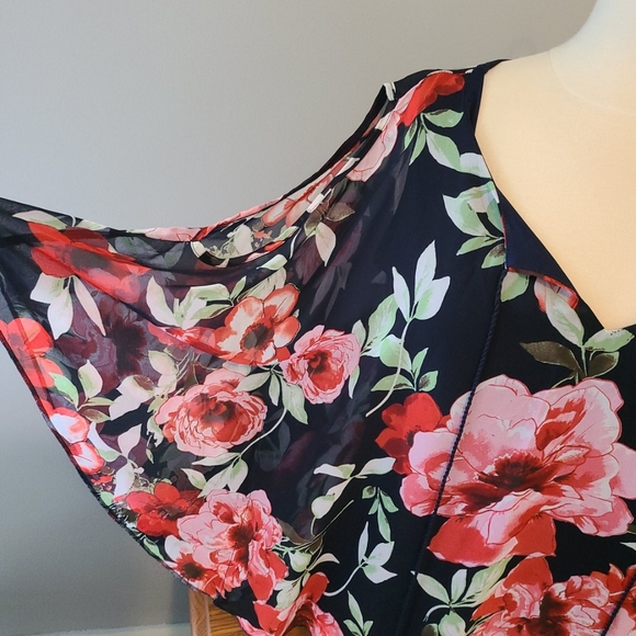 Ivy Ridge Blouse - Picture 2 of 6